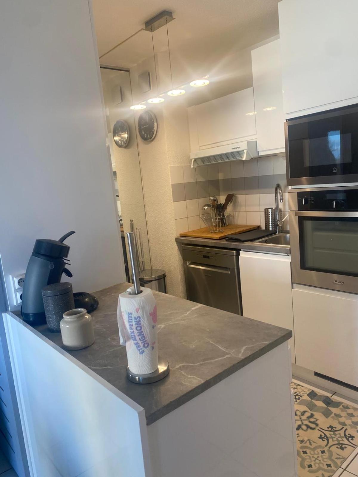 Appartement Vue Mer แซ็ต ภายนอก รูปภาพ